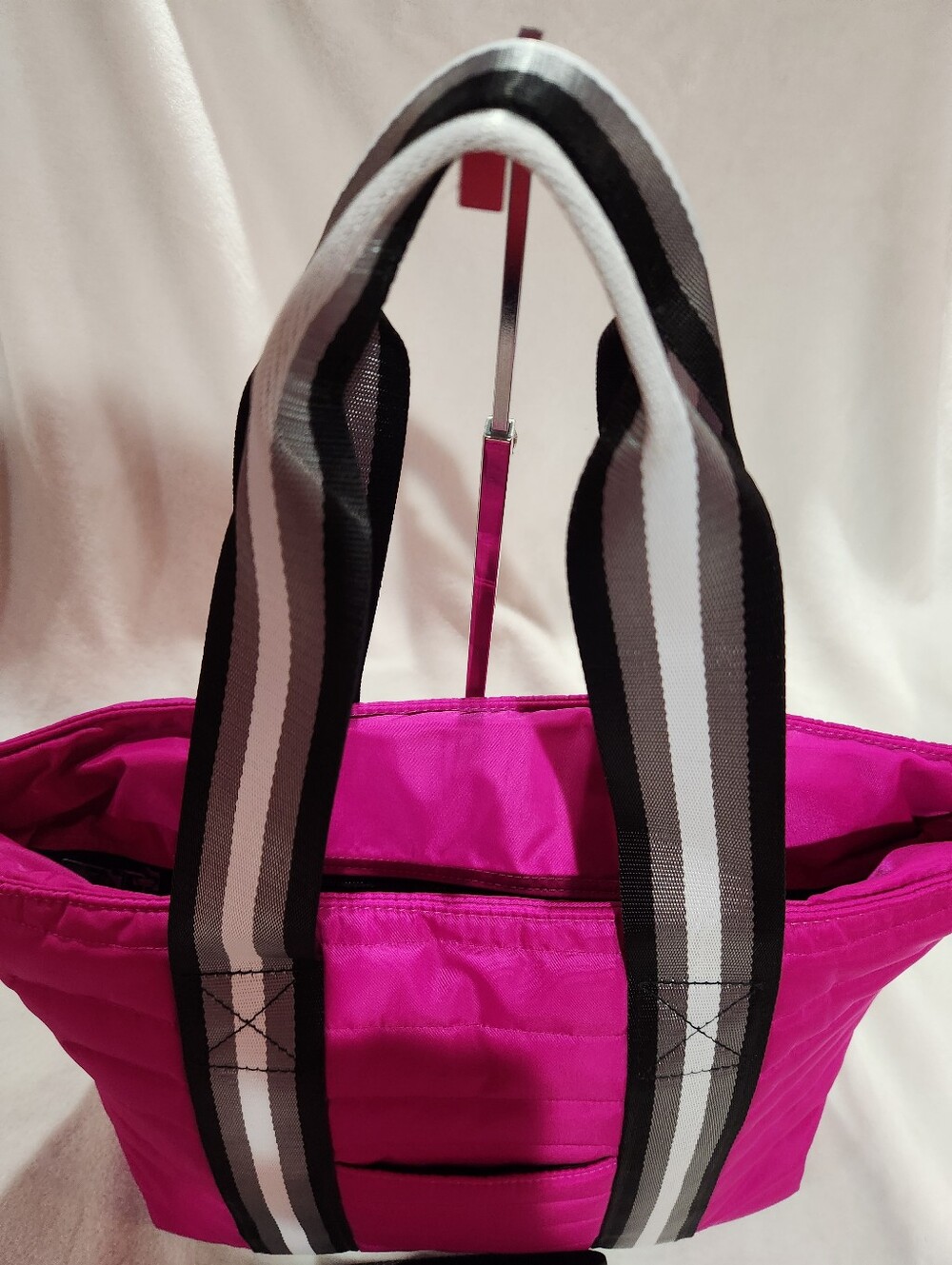 Think Royln Junior Wingman Fuchsia Color Tote, NWOT - Picture 6 of 13